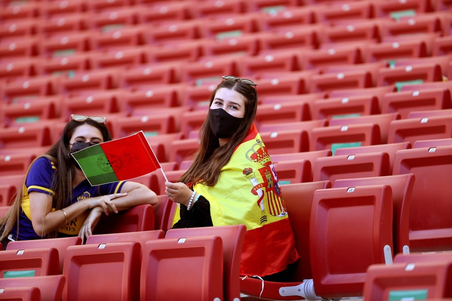 Hiszpania i Portugalia przedstawiły wspólną kandydaturę organizacji mundialu w 2030 r. /JUANJO MARTIN /PAP/EPA