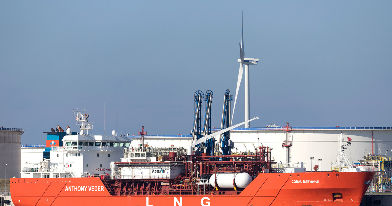 Hiszpania kupuje znacznie więcej gazu LNG z USA. Import wzrósł siedmiokrotnie /123RF/PICSEL