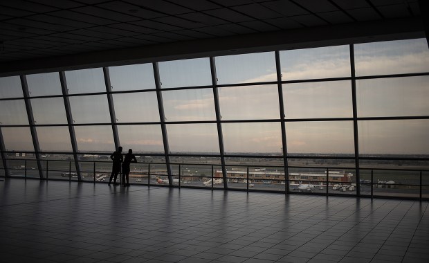 Hiszpania nie wyklucza izolacji społecznej