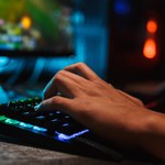 Hiszpania: Rodzice odcięli mu internet za złe oceny. 15-latek zabił całą rodzinę