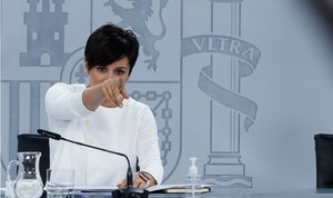 Hiszpania: "Wstrzymać Omikrona, a nie gospodarkę". Apel rzeczniczki rządu