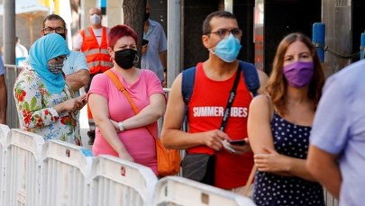 Hiszpania: Znowu blisko 10 tys. zakażeń koronawirusem. Będą testy nowej szczepionki