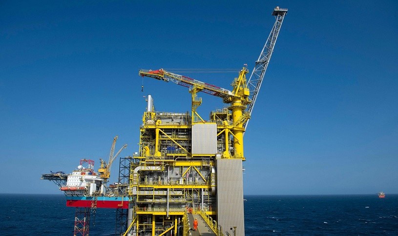 Hiszpanie będą wydobywać ropę naftową u brzegów Maroka /AFP
