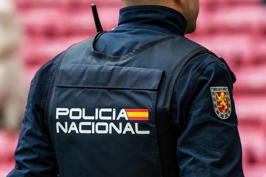 Hiszpańska policja zatrzymała 27-latkę za lotnisku w regionie Walencji (zdjęcie poglądowe) /Shutterstock