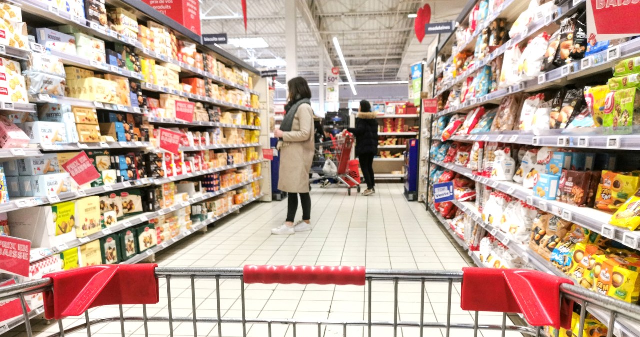 Hiszpańska sieć Auchan, Alcampo, przechodzi restrukturyzację. Zamknie 25 sklepów i zwolni ponad 700 osób /NICOLAS GUYONNET / Hans Lucas / Hans Lucas via AFP /AFP