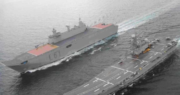 Hiszpański LHD SPS Juan Carlos I i lotniskowiec SPS Principe de Asturias. Fot. navy.gov.au /materiały prasowe