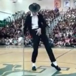 Hit internetu: 17-letni Brett Nichols rusza się jak Michael Jackson!