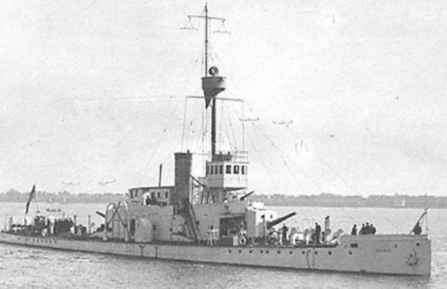 HMS "Tarantula" - pierwszy brytyjski okręt na chińskich rzekach /INTERIA.PL/materiały prasowe