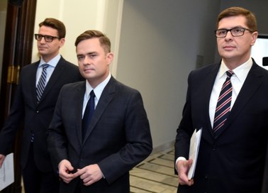 Hofman: Audyt Sikorskiego pokazuje bałagan w przepisach