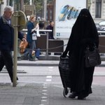 Holandia chce być jak Francja i Niemcy i zakazać zasłaniania twarzy przez muzułmanki