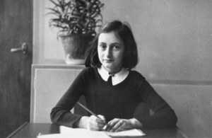 ​Holandia. Po śledztwie historyków żydowski notariusz podejrzany o zdradzenie kryjówki Anne Frank