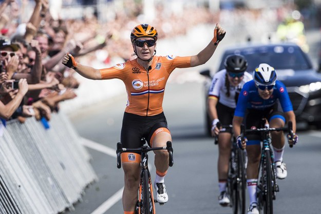 Holenderska kolarka Amy Pieters po czterech miesiącach odzyskała przytomność /VINCENT JANNINK /PAP/EPA