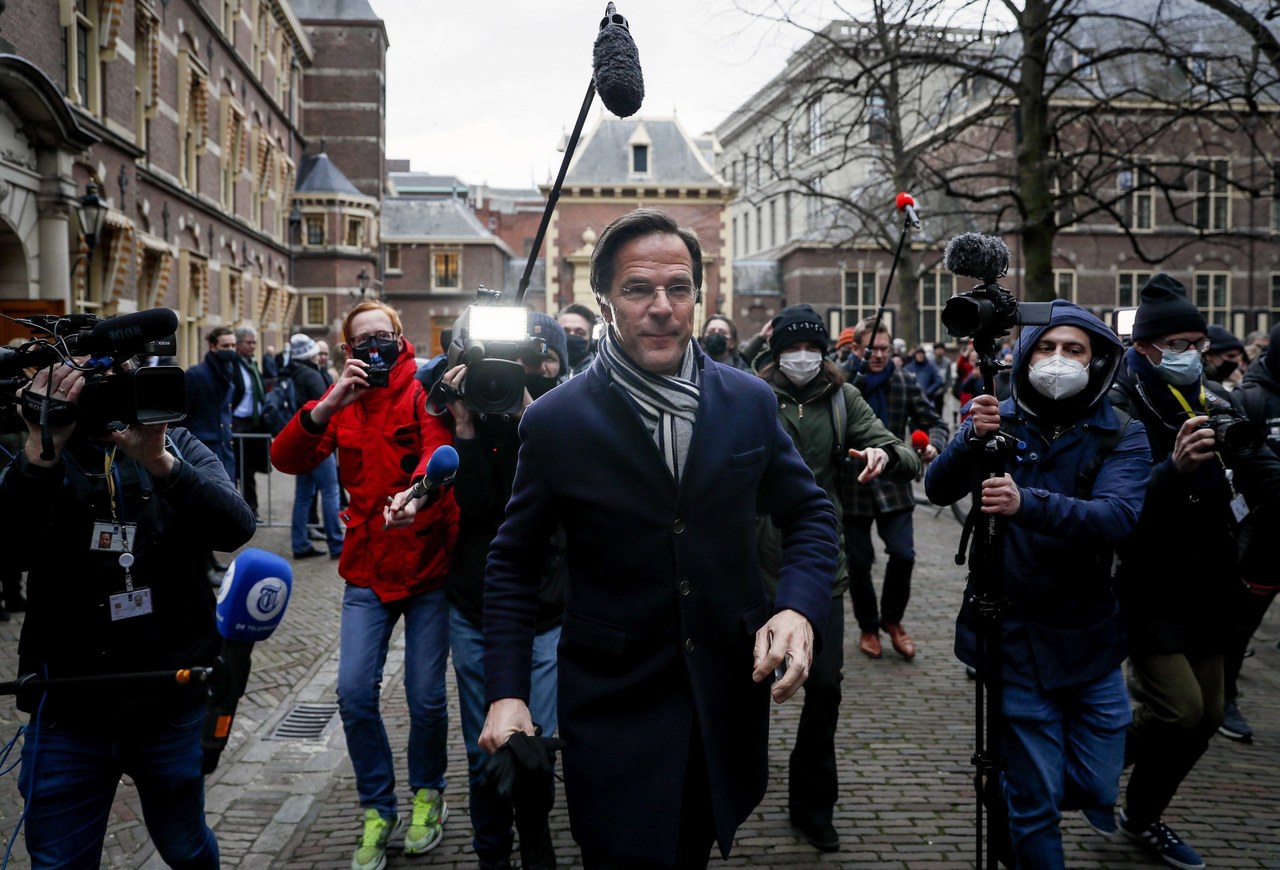Holenderski rząd podał się do dymisji. Premier wziął odpowiedzialność za skandaliczne działania fiskusa