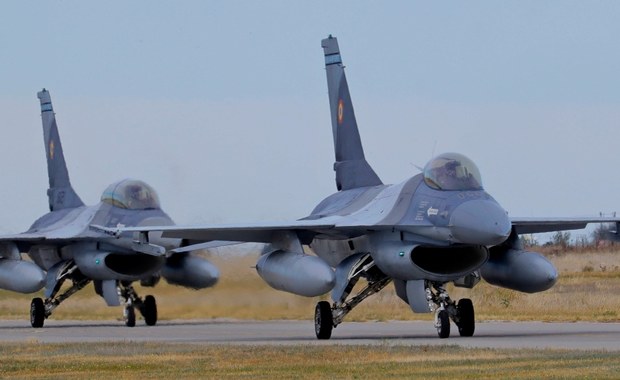 Holenderskie myśliwce F-16 będą mogły uderzać w cele w Rosji