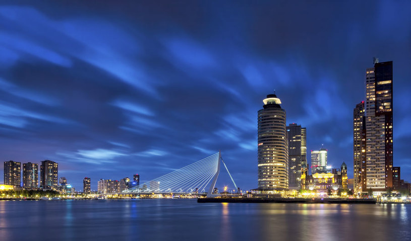 Holendrzy chcą karać za posiadanie gotówki! Na zdj. Rotterdam /123RF/PICSEL