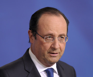 Hollande: Dostawa francuskich Mistrali zależy od postępowania Rosji