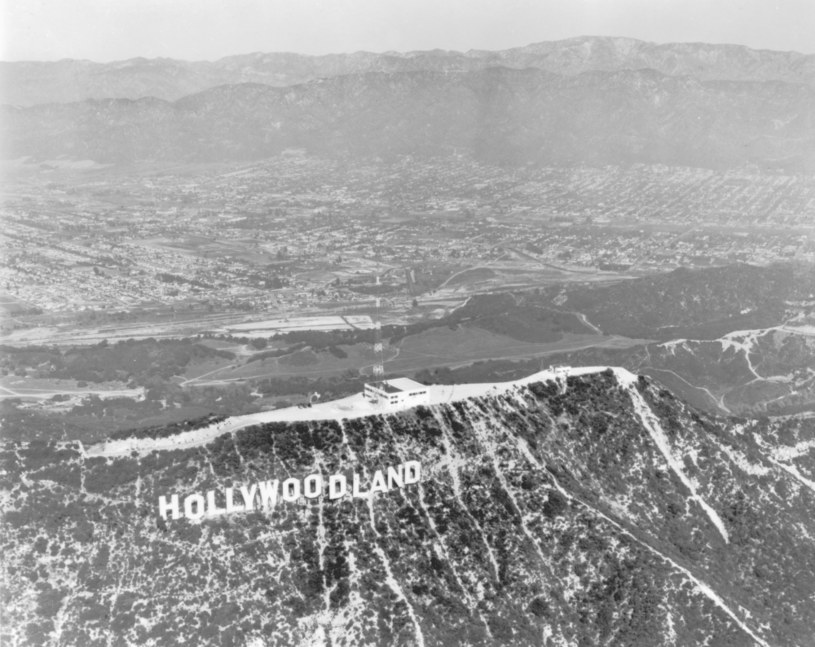 "Hollywoodland" /Hulton Archive / Stringer /Getty Images
