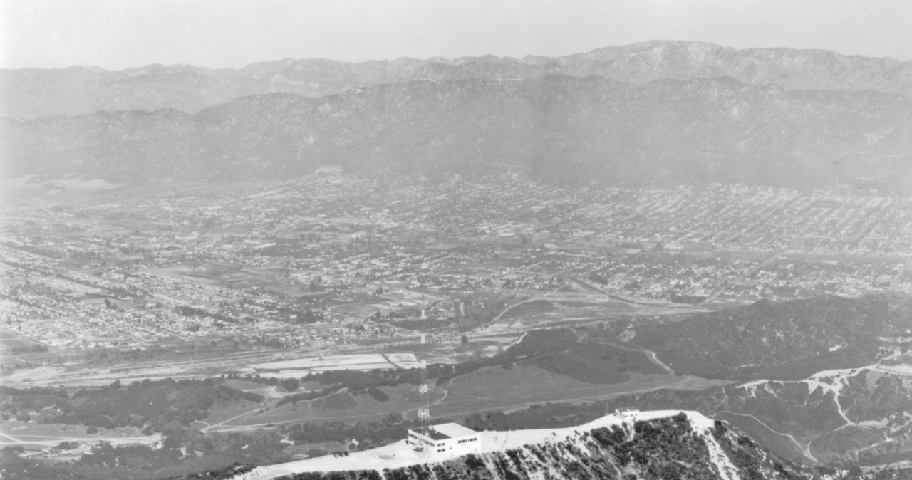 "Hollywoodland" /Hulton Archive / Stringer /Getty Images