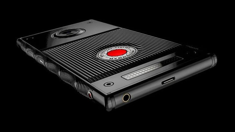 Holograficzny smartfon RED Hydrogen One doczeka się stereoskopowej kamery /Geekweek