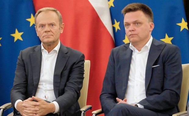 "Hołownia ochoczo wskoczył do wanny, w której Tusk go zatopił"