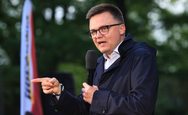 Hołownia pozwał posłów PiS. Są nowe informacje 
