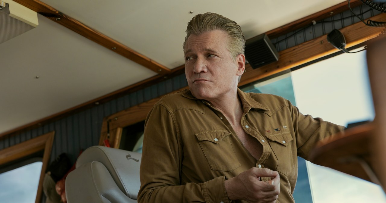 Holt McCallany w serialu "Nabrzeże" /DANA HAWLEY /Netflix