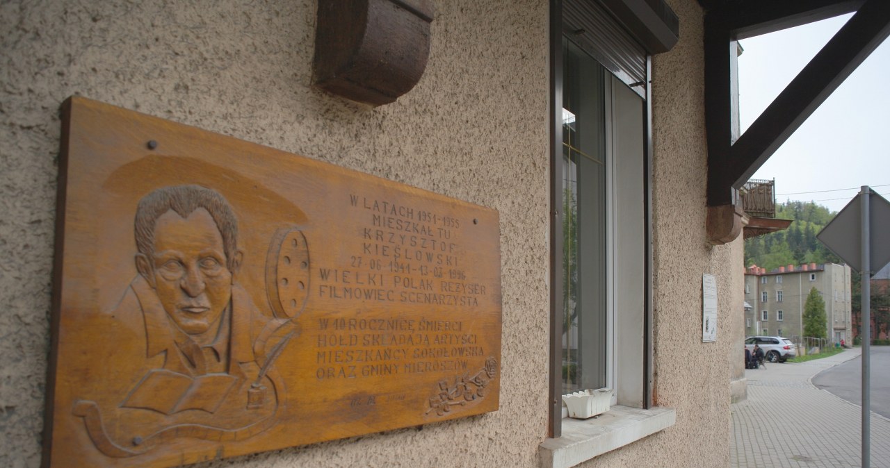 Hommage à Kieślowski to festiwal filmowy w Sokołowsku, który organizowany jest na cześć reżysera filmowego mieszkającego za młodu w tej miejscowości /East News