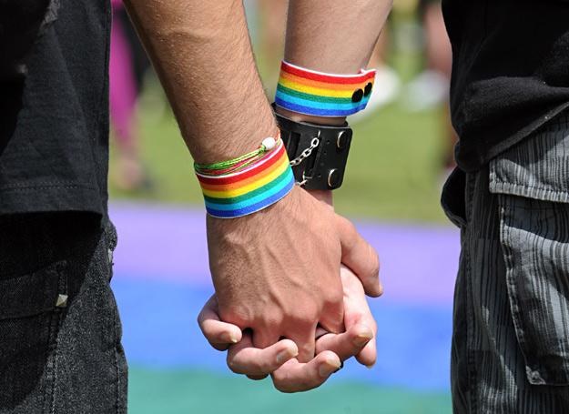 Homoseksualiści coraz częściej padają ofiarą przestępstwa /AFP