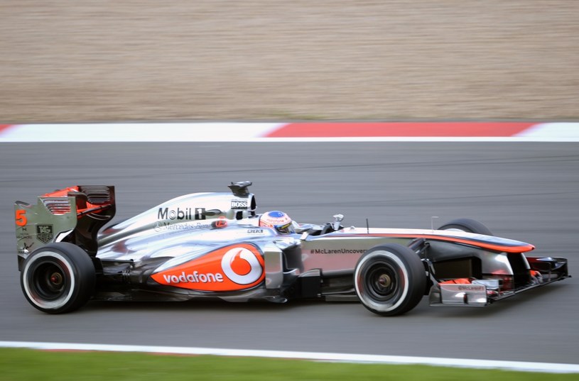 Honda będzie dostarczać silniki McLarenowi /AFP
