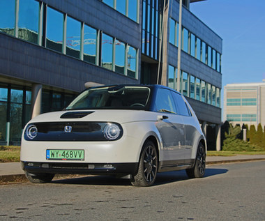 Honda e – retroelektryk do miasta. Tylko do miasta