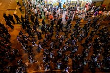 Hongkong: Policja zablokowała demonstrantom dostęp do lotniska