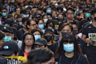 Hongkong: Protestujący zdewastowali redakcję agencji Xinhua
