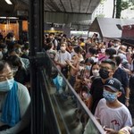 Hongkong zdejmuje nakaz noszenia maseczek ochronnych. Po 959 dniach! 