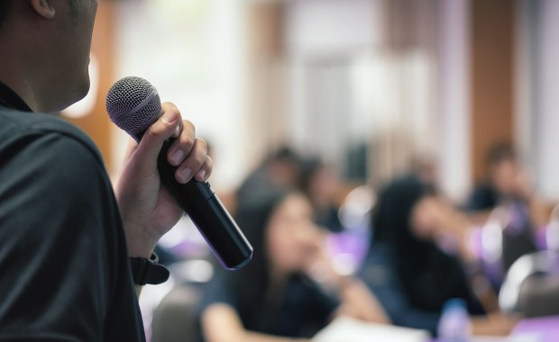 Hormon miłości pomaga nam w walce z tremą