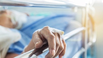 Hospicja alarmują: Są problemy z e-receptami, umierający pacjenci bez leków