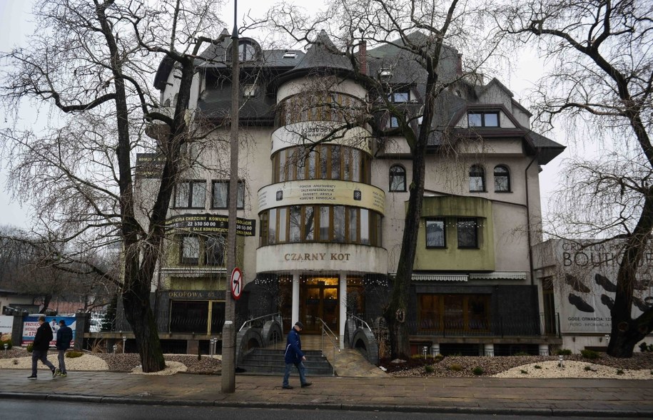 Hotel "Czarny Kot" przy ul. Okopowej 65 / 	Jakub Kamiński    /PAP