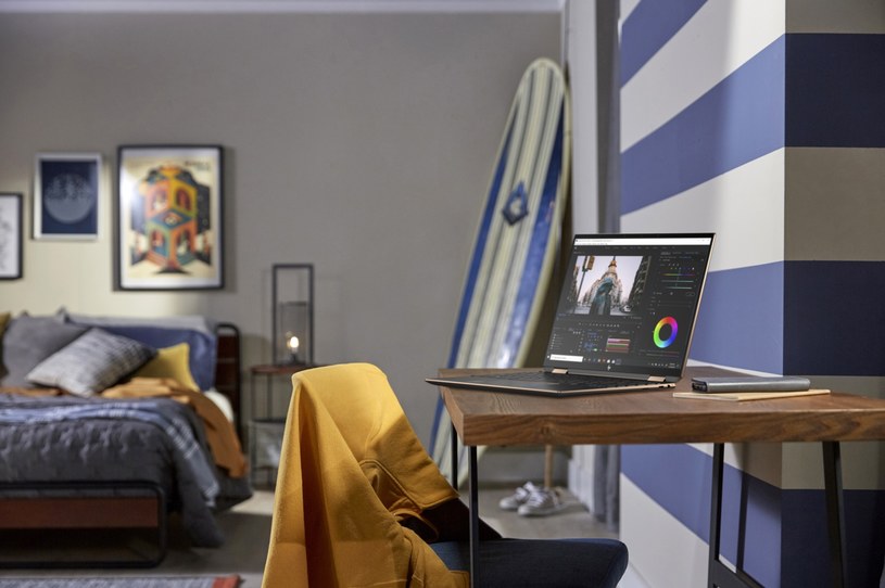 HP Spectre x360 14 to laptop idealny do oglądania filmów i seriali /materiały prasowe