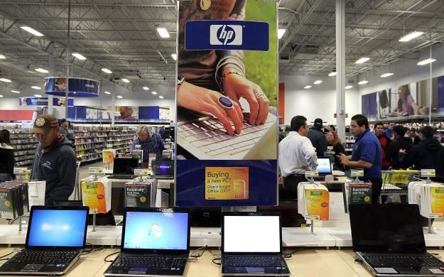 HP zostaje w branży komputerów osobistych /AFP