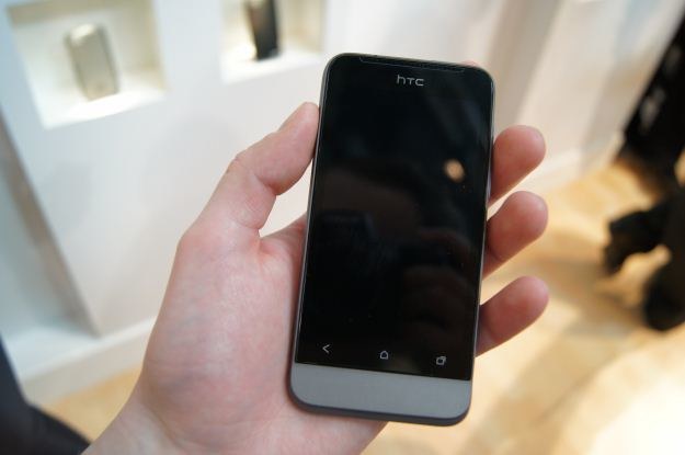 HTC One V /INTERIA.PL