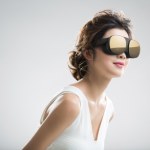 HTC Vive Flow VR zamknięty w formie okularów