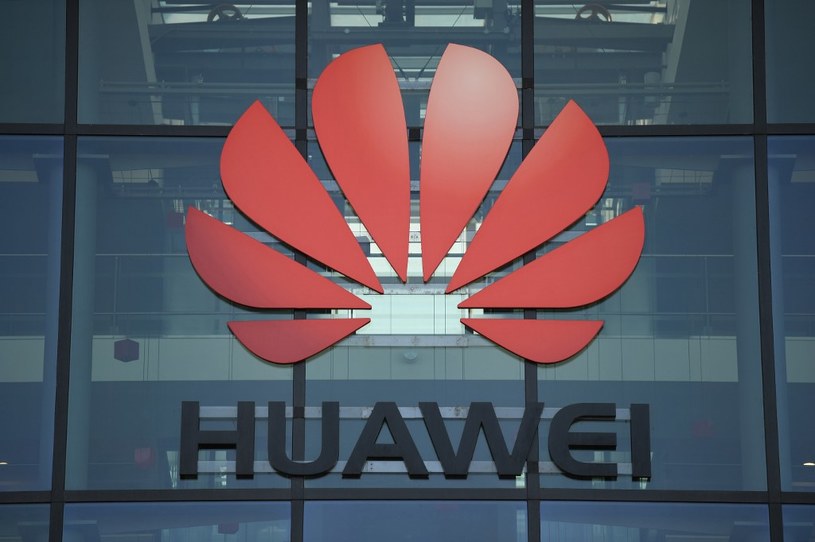 Huawei chce uchronić się przed decyzjami USA /AFP