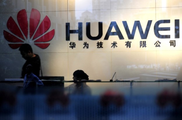 Huawei jest coraz mocniejsze /AFP