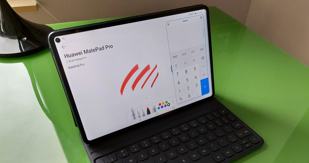 Huawei MatePad Pro - więcej niż jedna aplikacja na ekranie /INTERIA.PL