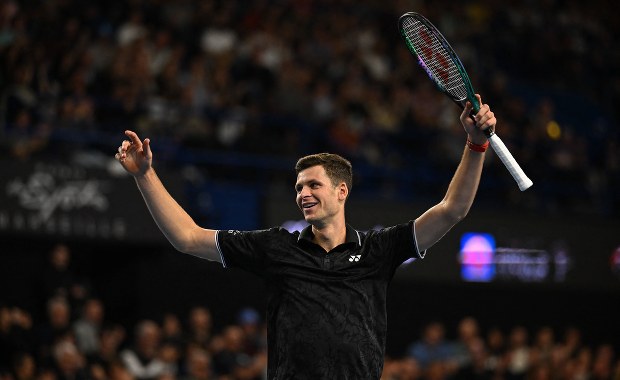 Hubert Hurkacz wygrał turniej w Marsylii!