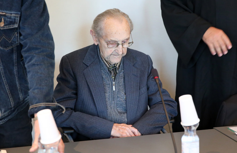 Hubert Zafke, 96-letni były esesman z niemieckiego obozu zagłady Auschwitz /Bernd Wüstneck / dpa / /AFP