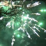 Huczne obchody Chińskiego Nowego Roku w Pekinie. Patronem... kogut