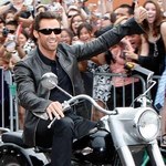 Hugh Jackman na motocyklu