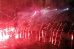 Huk petard i armatki wodne. Szósty dzień protestów w Tbilisi