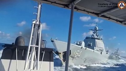 Huk, trzask i duże zniszczenia. Chiński okręt wojenny taranem we własną jednostkę