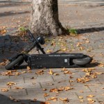 Hulajnoga, alkohol, brak kasku. 16-latek jest w stanie krytycznym